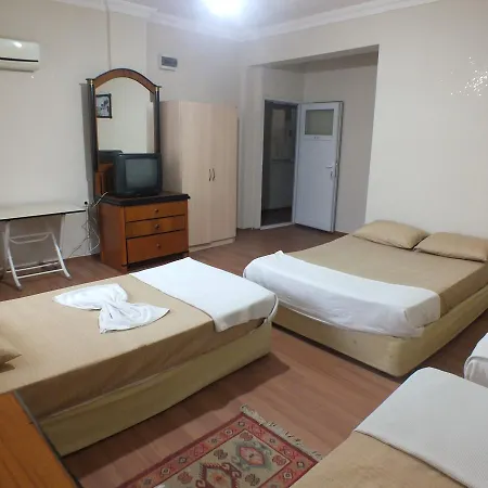 Hostel Uyar Palace Antalya